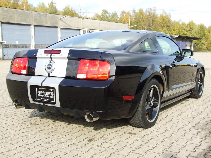 2007 Ford Mustang Shelby GT Heck und Seite