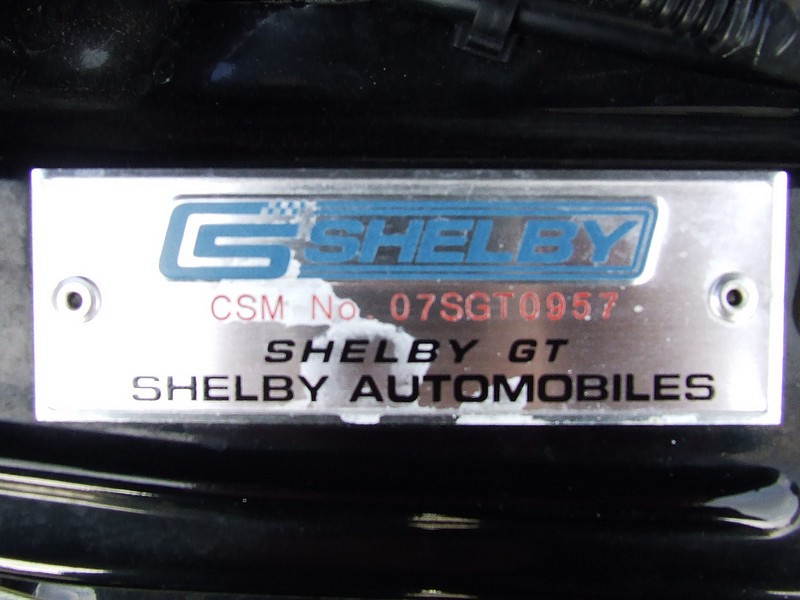 2007 Ford Mustang Shelby GT Plakette Motorraum