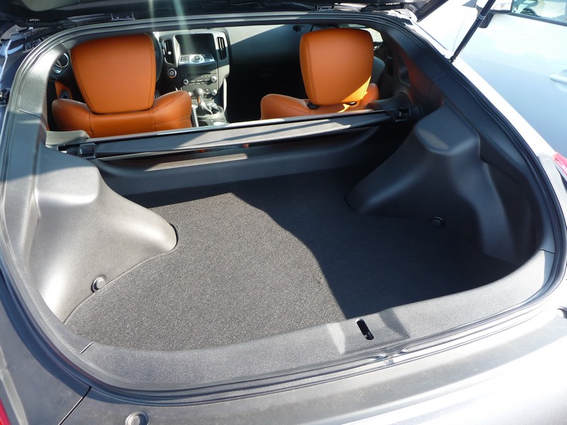 Nissan 370Z PACK Coupé Gepäckabteil