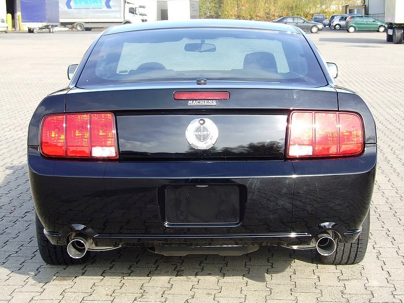2008 Ford Mustang GT Bullitt von hinten