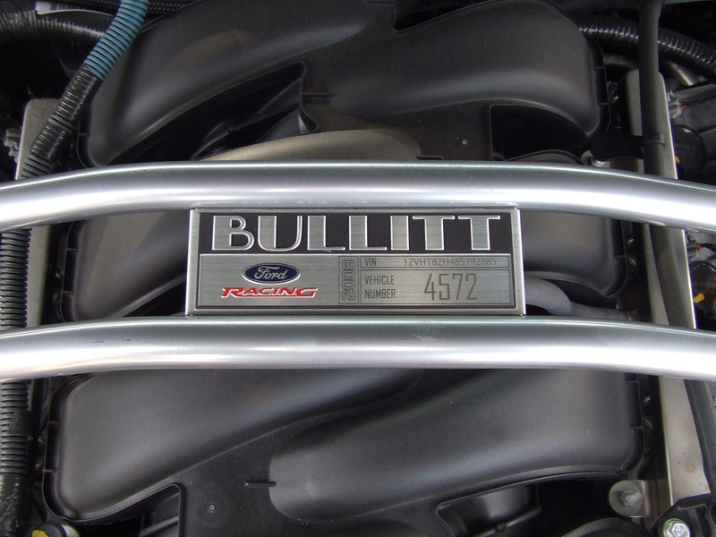 2008 Ford Mustang GT Bullitt Plakette Motorraum