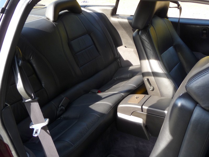 Subaru SVX Sitze hinten