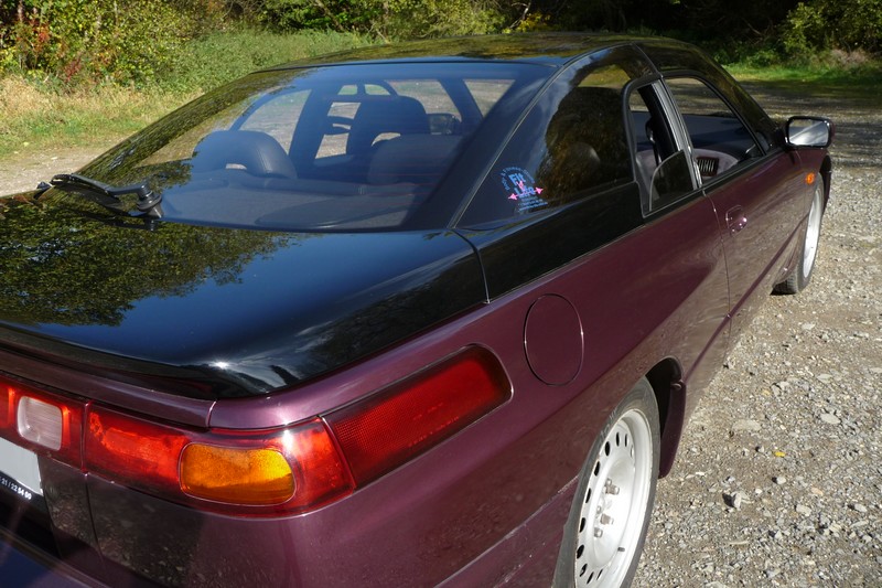 Subaru SVX zweifarbige Lackierung